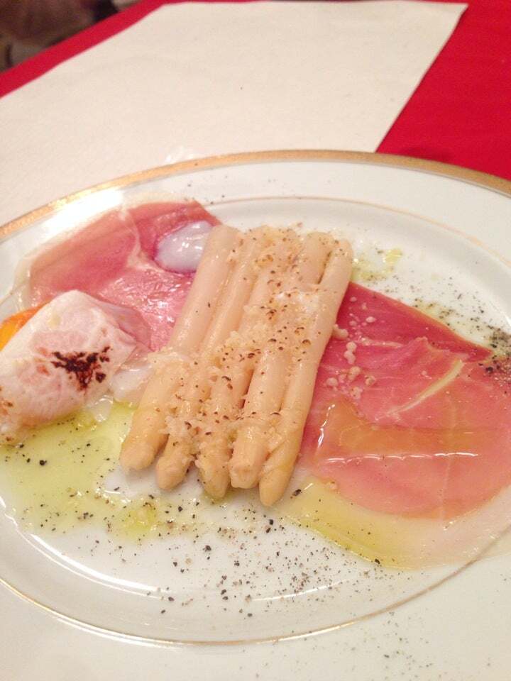 Trattoria E Pizzeria RAPSODIA