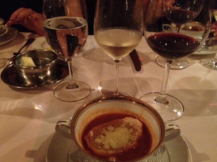 Mr. STAMP'S WINE GARDEN