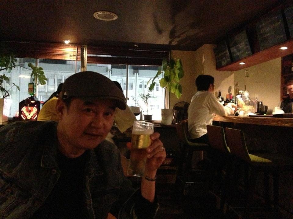 TINY’S Cafe