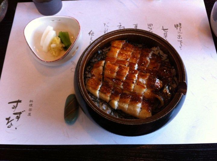 料理茶屋すずな