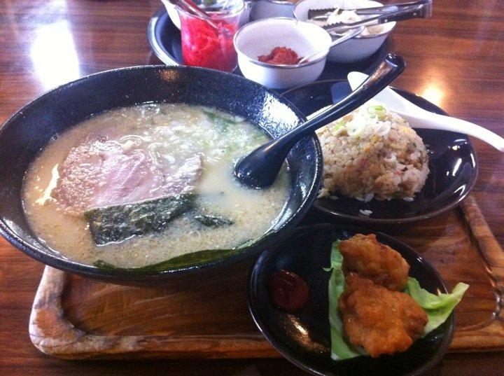 博多ラーメン 紫亭