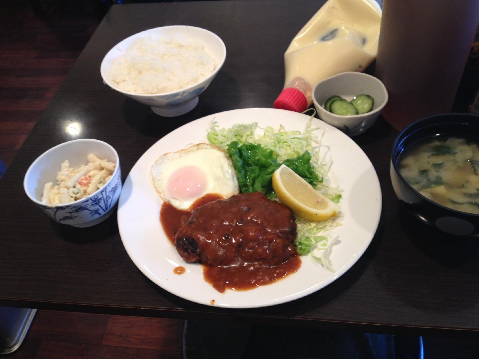 ダイニング みなみ