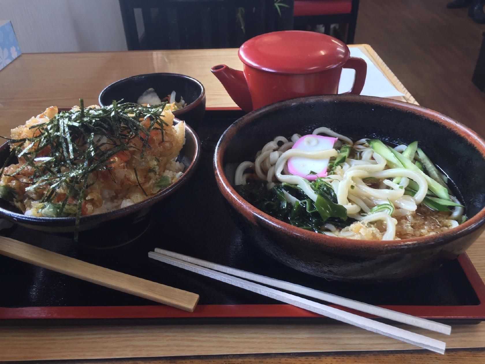 うどん市 東根店