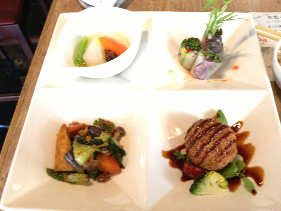 高座豚と湘南野菜 TONTON