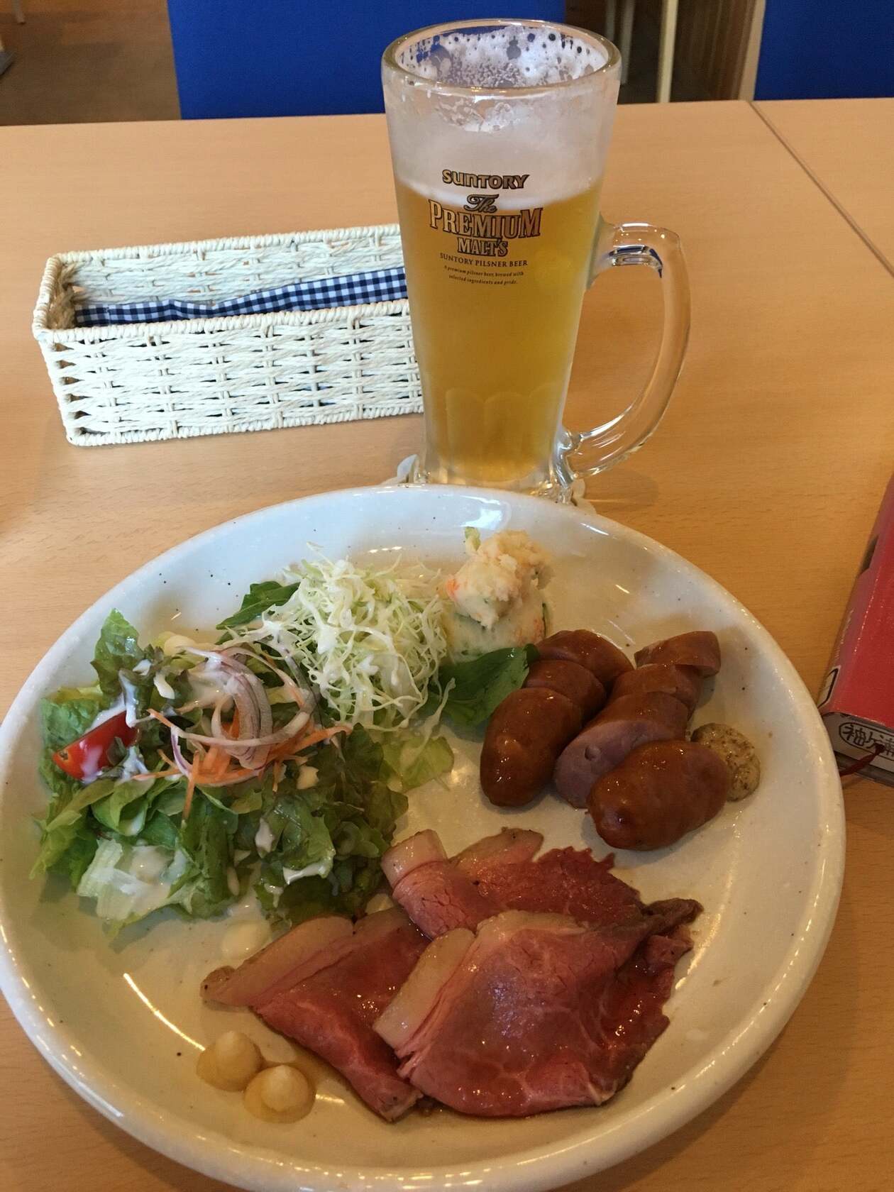 ビストロ＆カフェ　とらっど