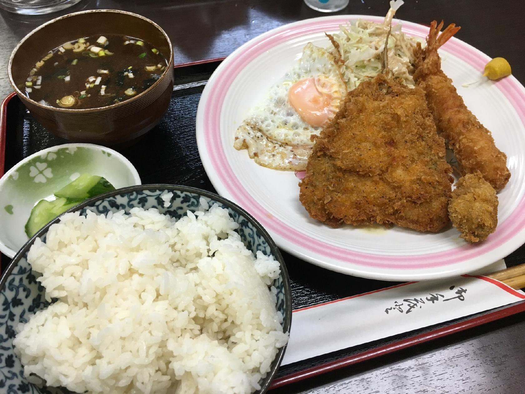 お食事処滝野川