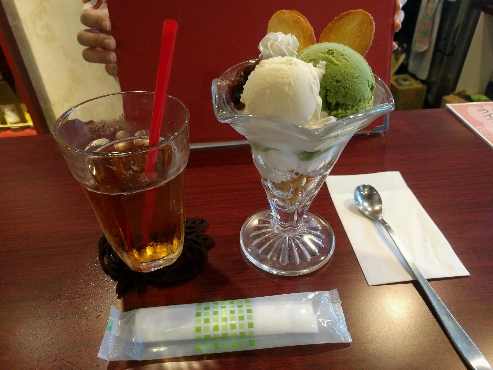 大正ロマンメイドカフェ&バー 縁浪漫館