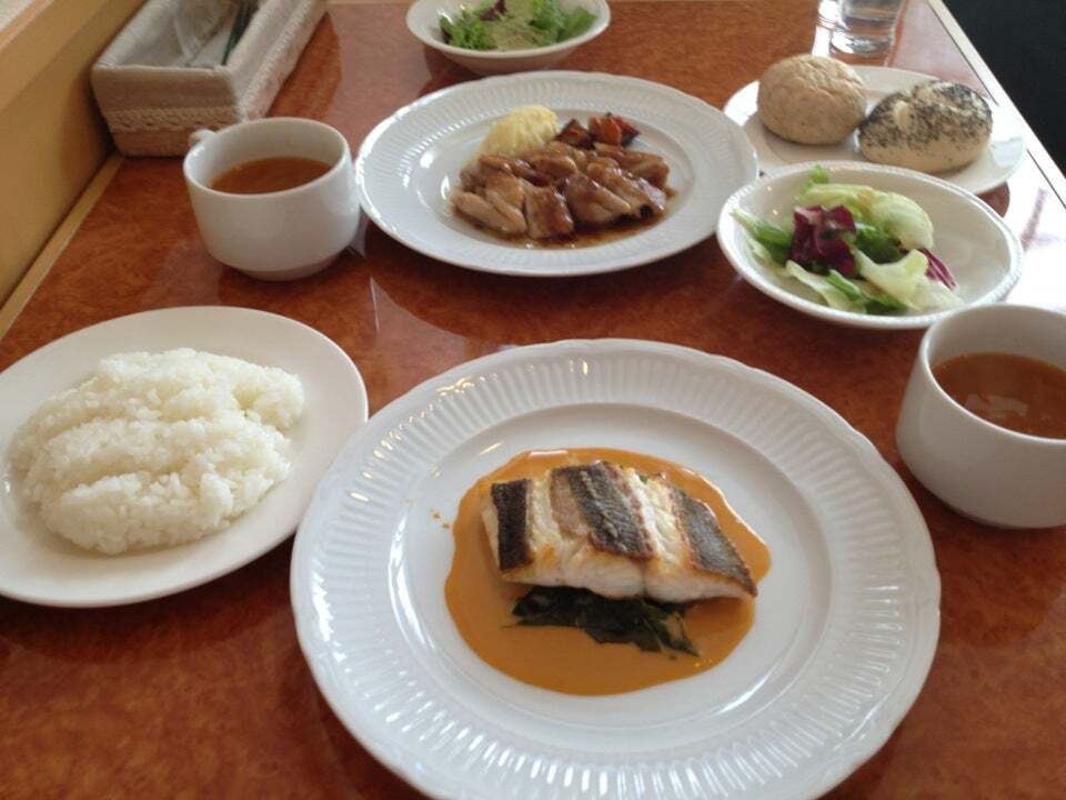 ダイニング おおしま