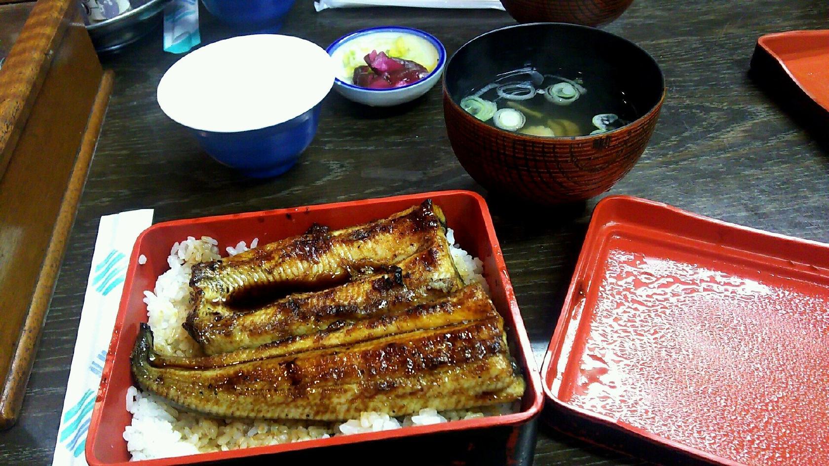 魚勝食堂
