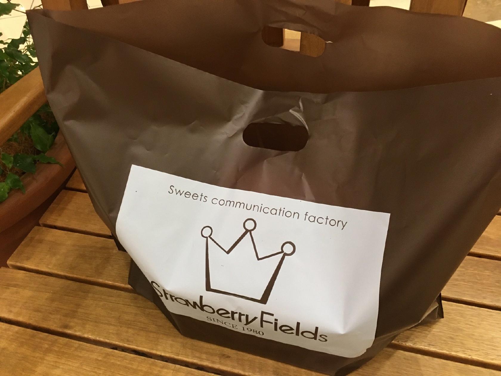 strawberry fields イオン伊都店