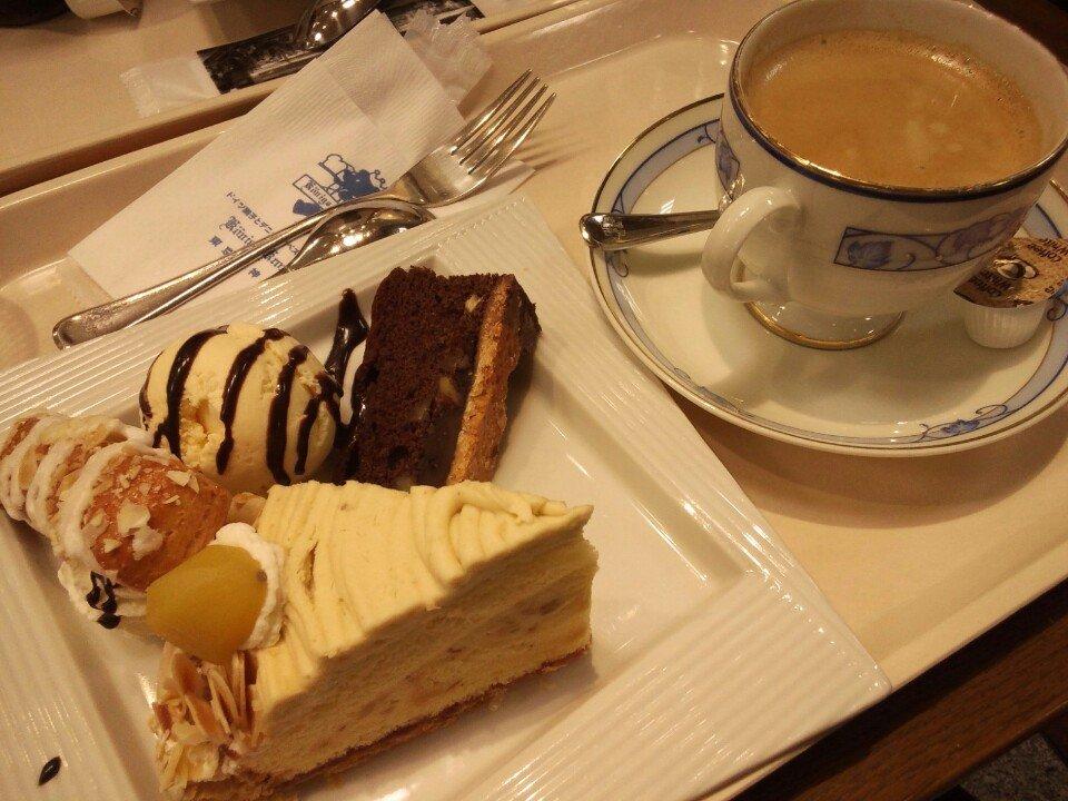 ケーニヒスクローネ