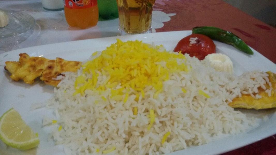 Duck Restaurant/رستوران مرغابی