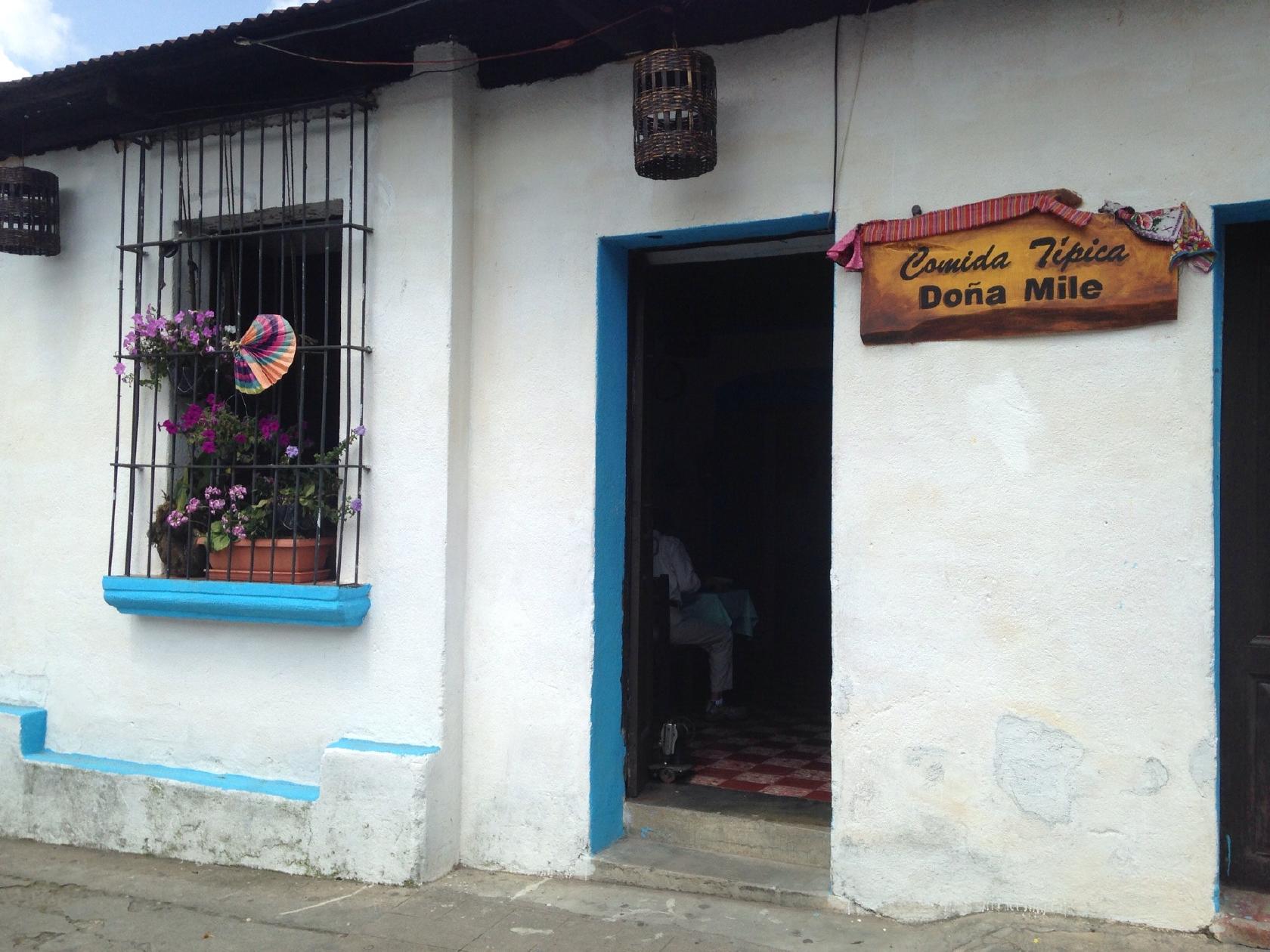 Fonda Doña Mile