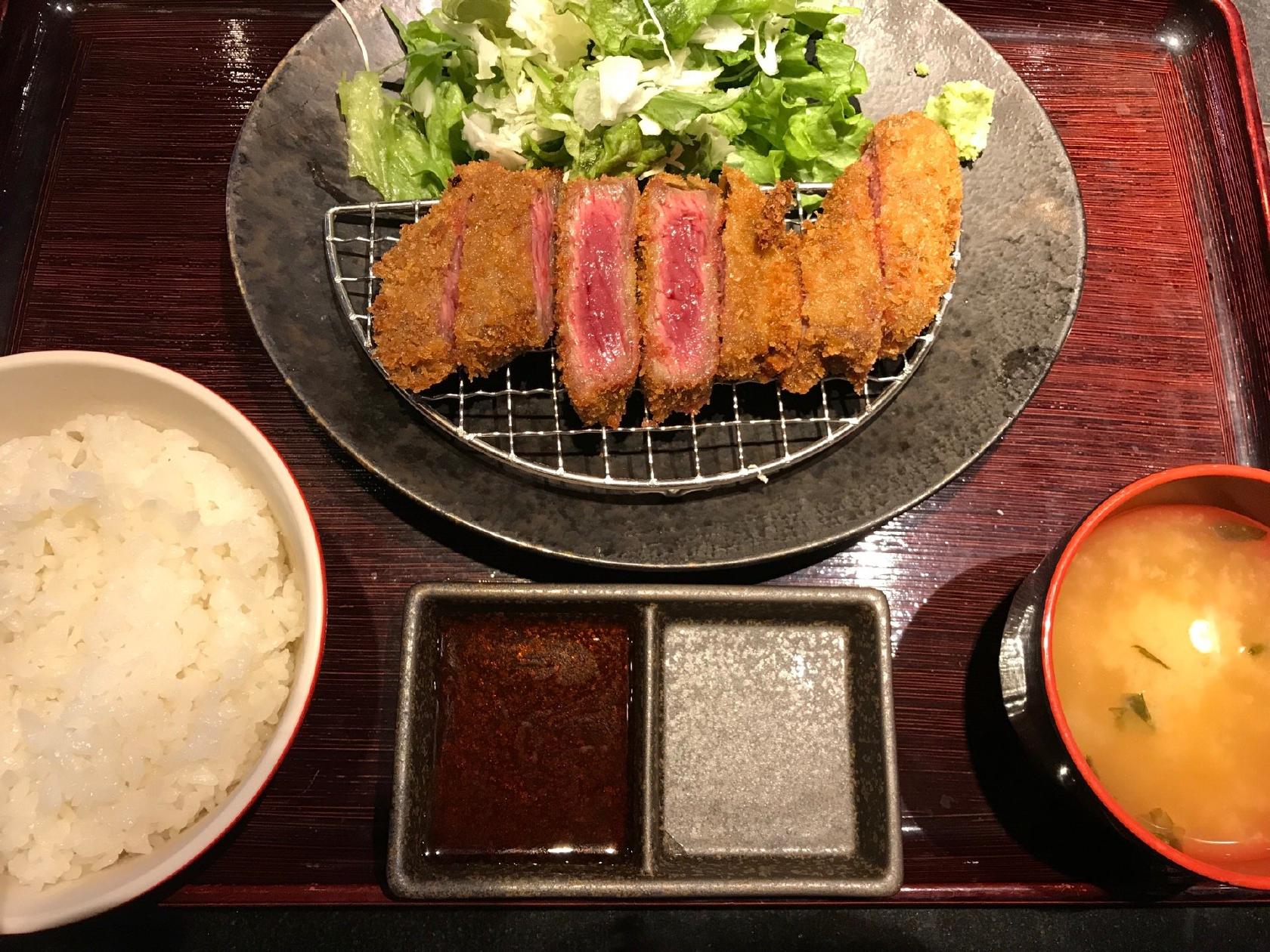 ヒレ肉の宝山 霞ヶ関店