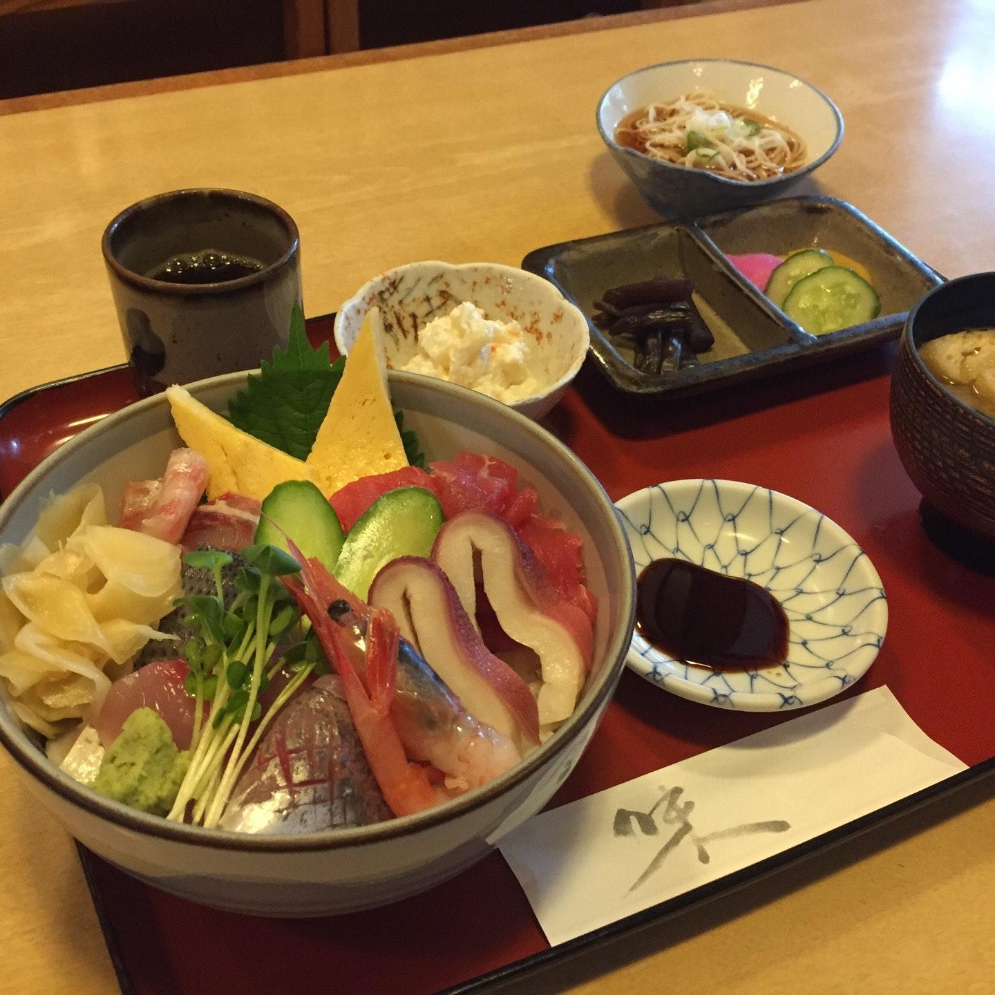 四季の味 志げ