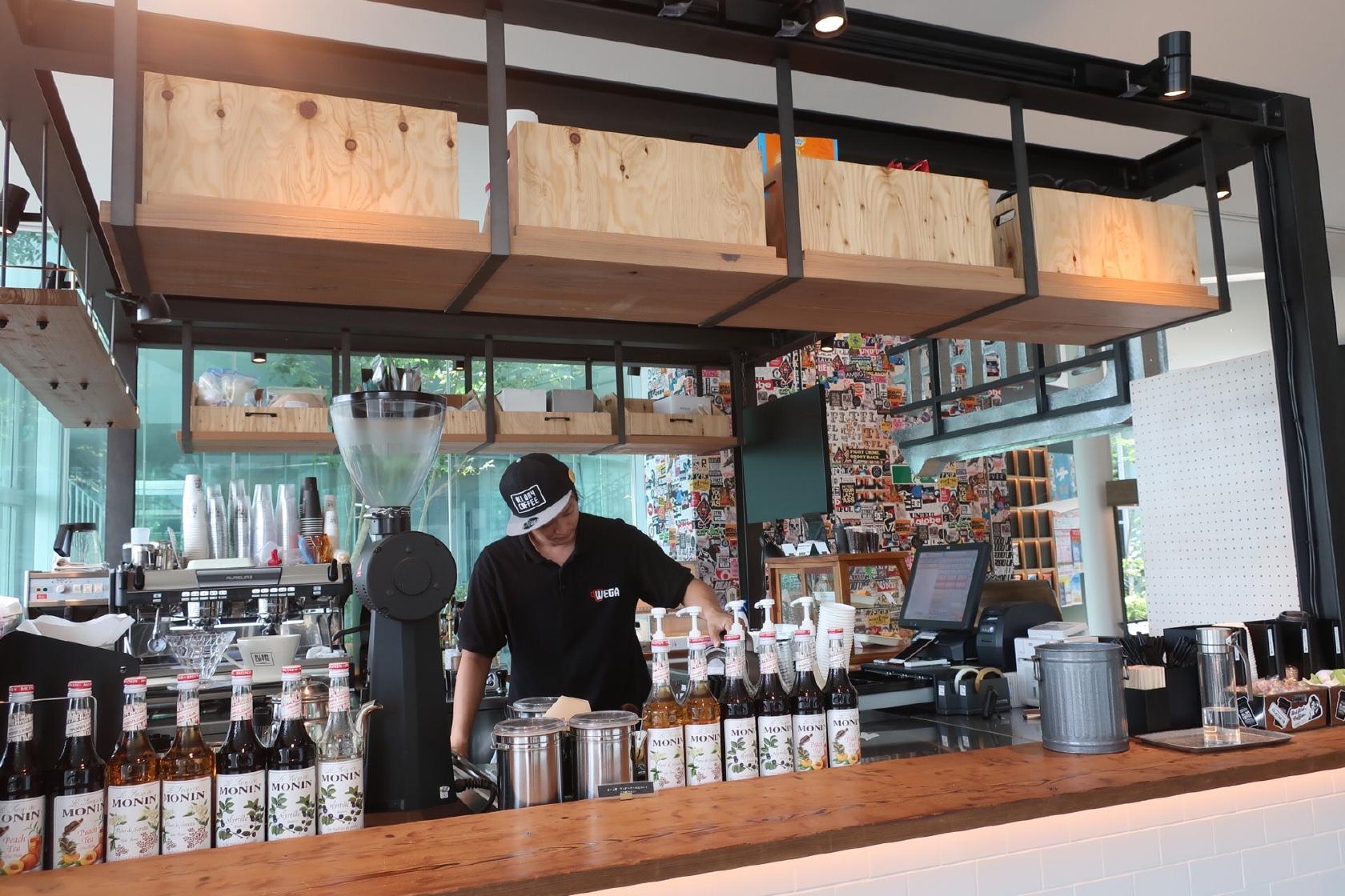 All Day Coffee 近畿大学店