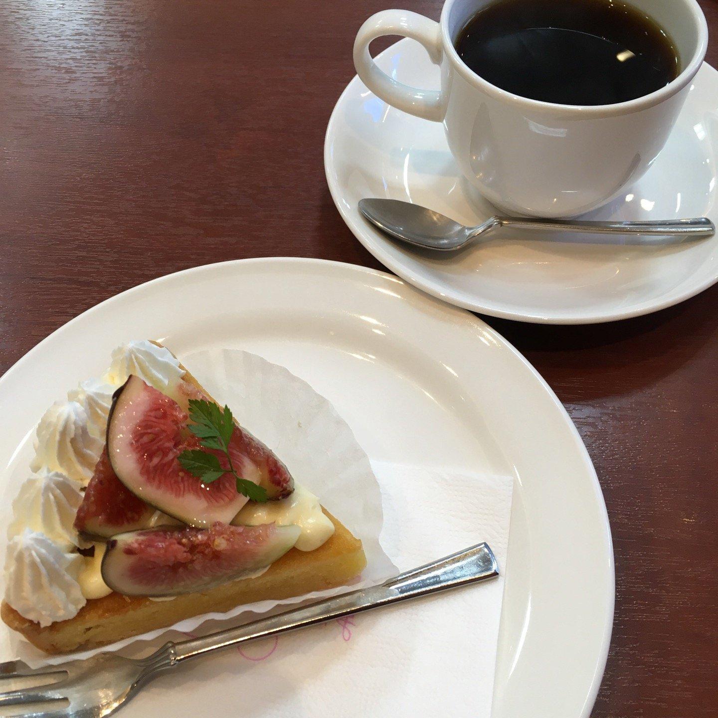 パティスリーアルモンド 放出駅前店