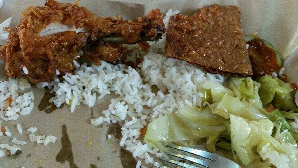 Changi Village Cooked Food