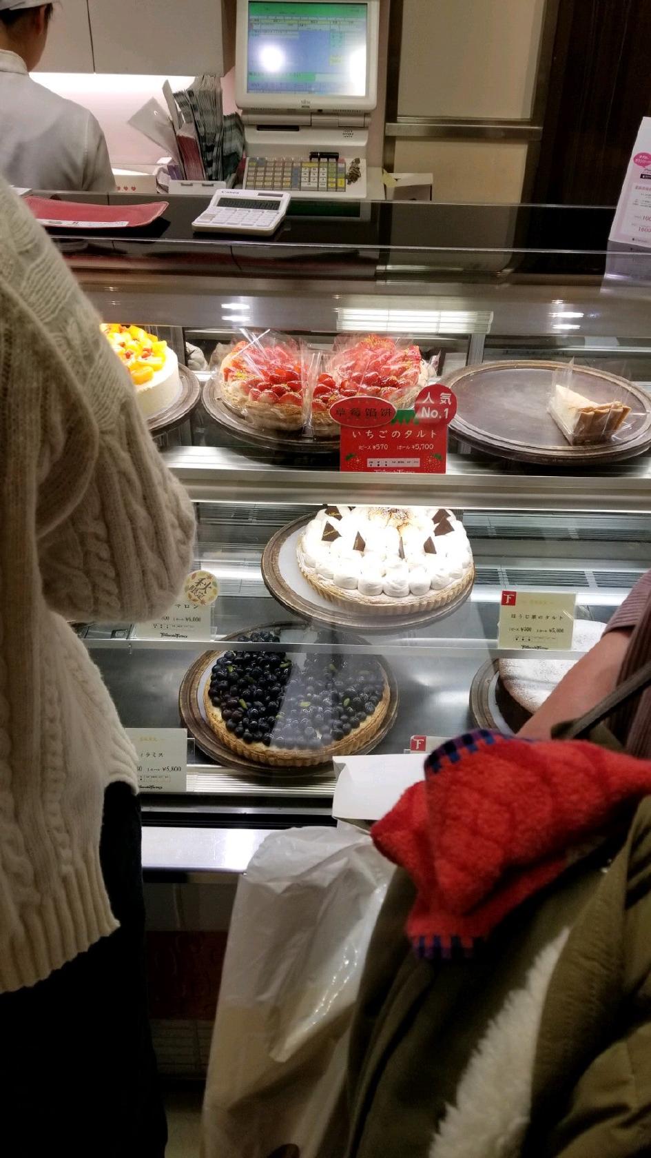 フルーツケーキファクトリー 札幌大丸店