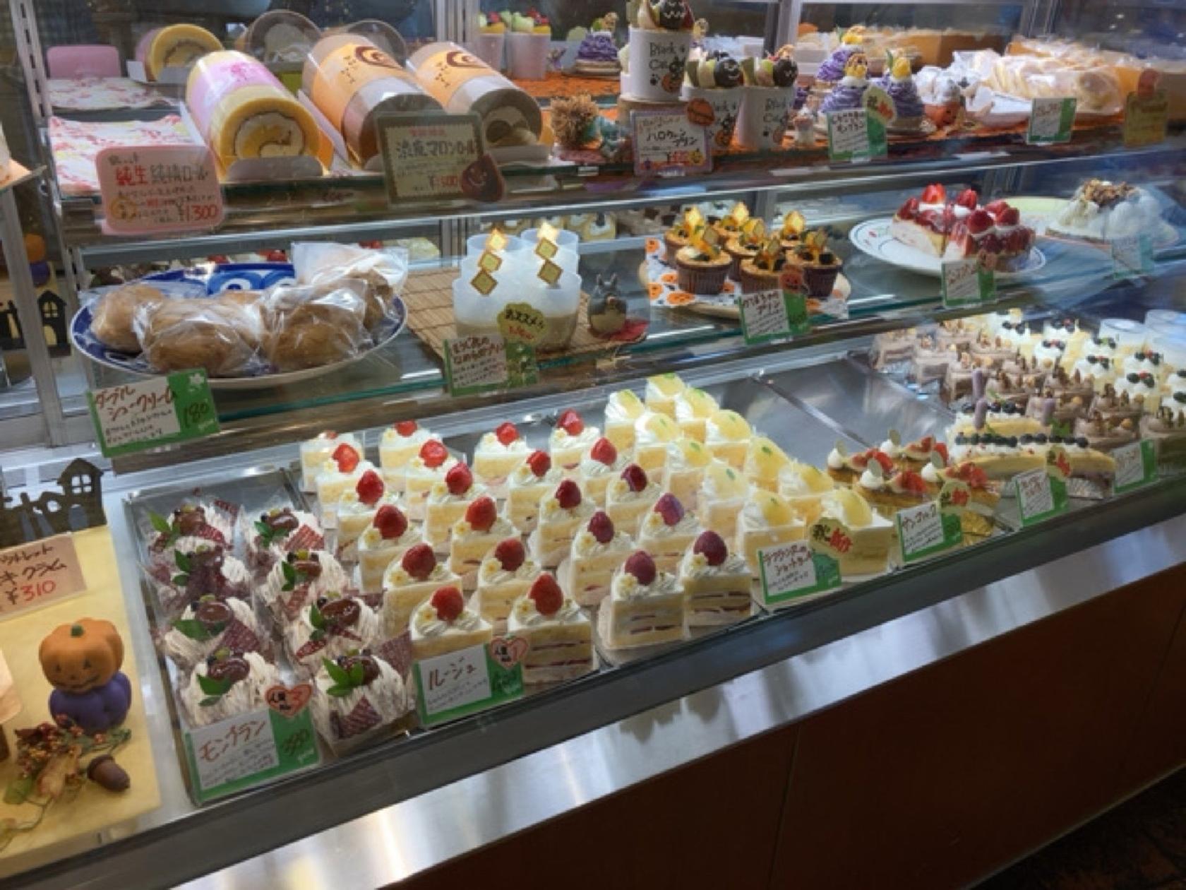 ポーズカフェ Pause Cafe 鶴ヶ峰本店