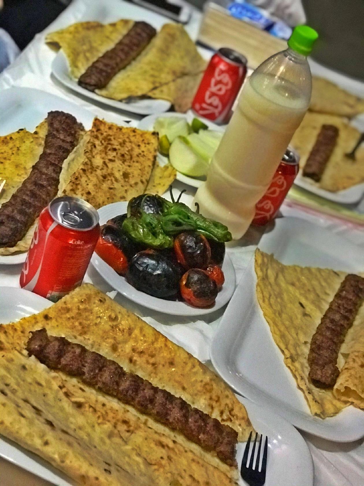 کبابی سنتی ساطور