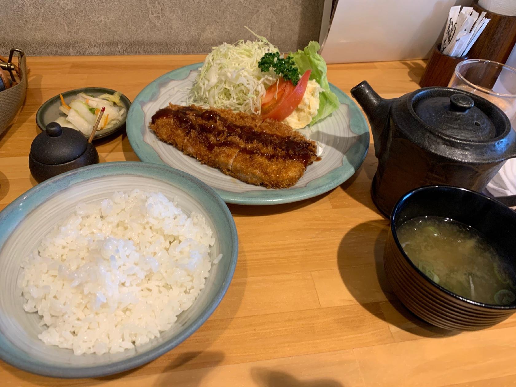 お食事処 まほろば