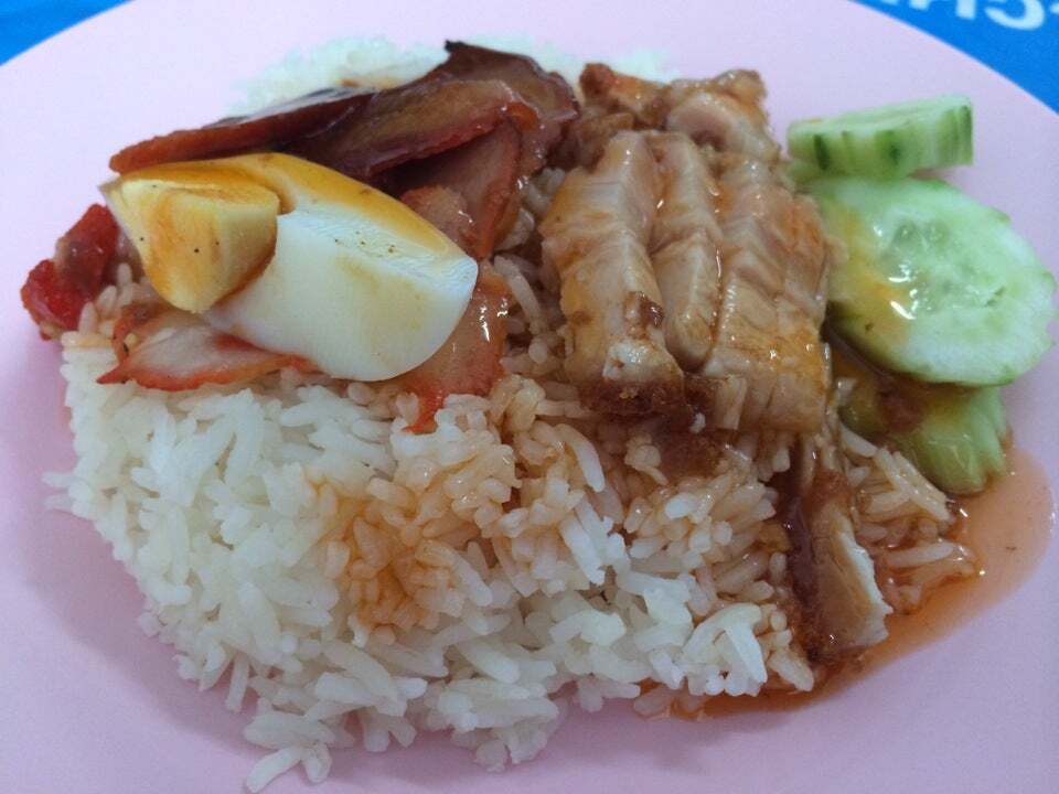 ร้านอาหาร ศรแดง