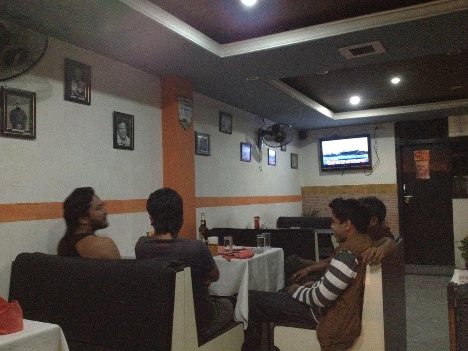 Mahak Cafe