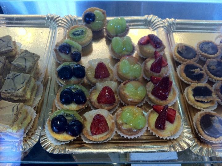 Caramel Bakery