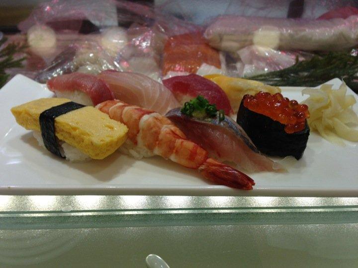 築地 すし鮮 おしなり公園前店