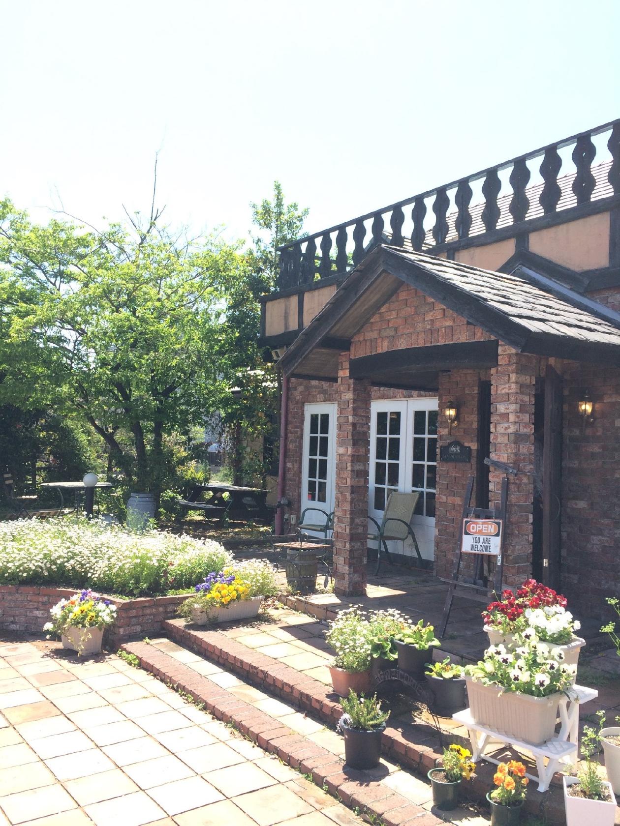 MA MAISON