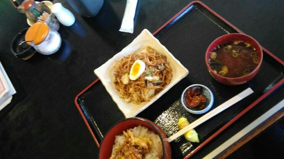 カフェテリア スマッシュ