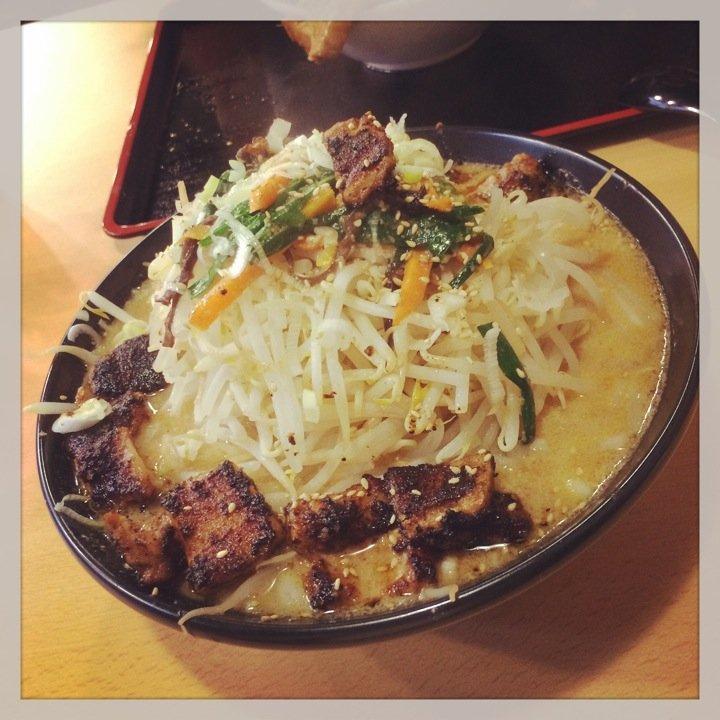 岩手鉄砲ラーメン　バカボンド丸