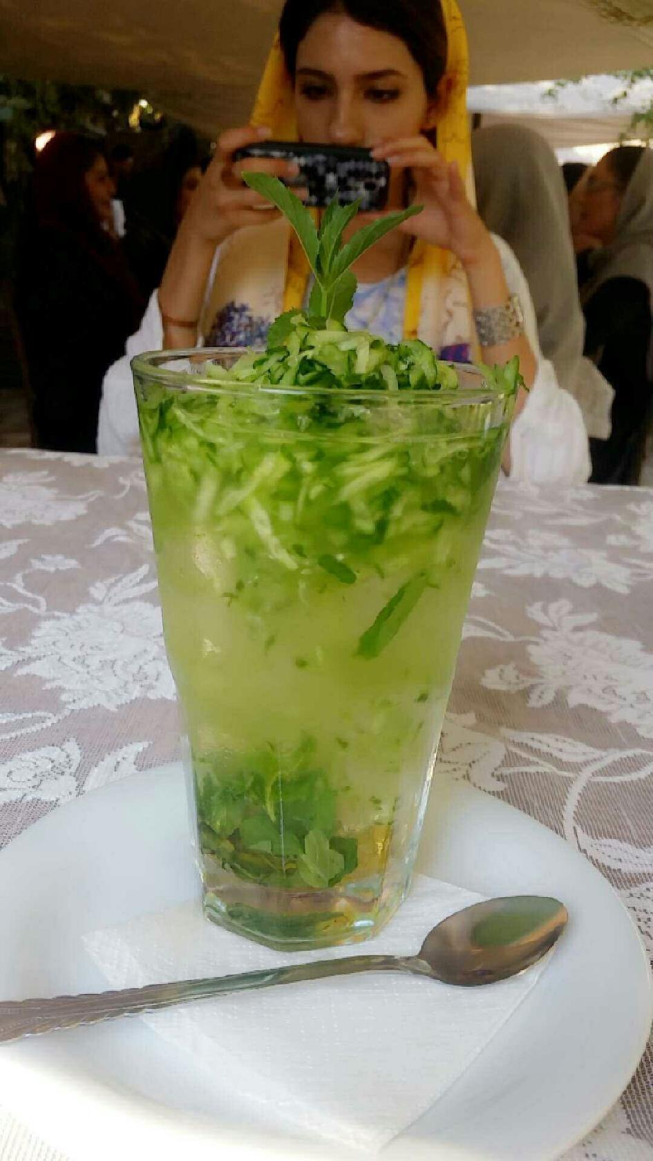 Negarestan Traditional Restaurant سفره خانه نگارستان