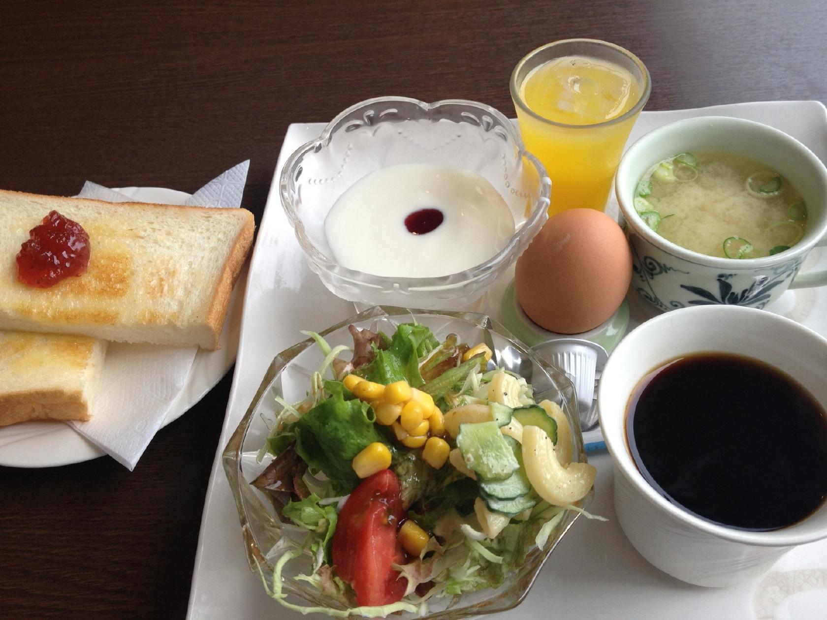 カフェレストVINOVINO