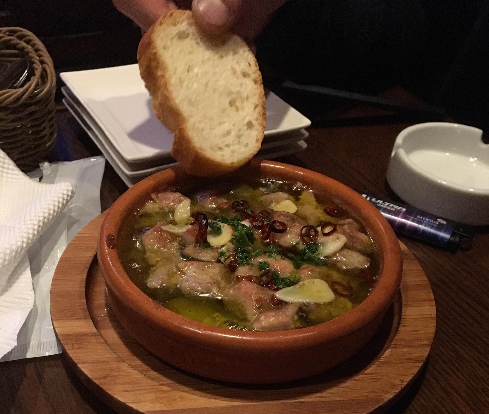 スペインバル マノリート