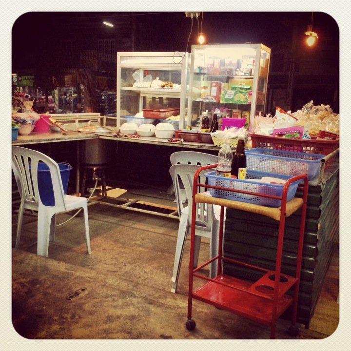 shwe trigan(golden triangle) restaurant