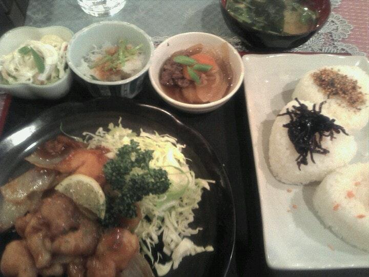 ピザ＆ドリンクSHOT BARらいふ