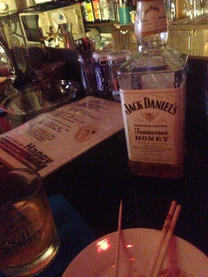 CLUB HAPPY