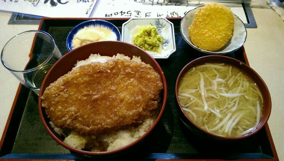 創作豚カツ工房 吉トミ