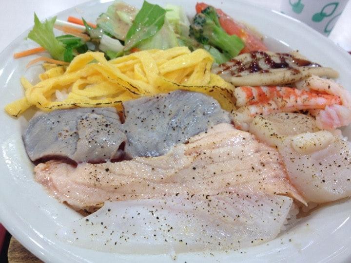 海鮮どんぶり けやきウォーク店