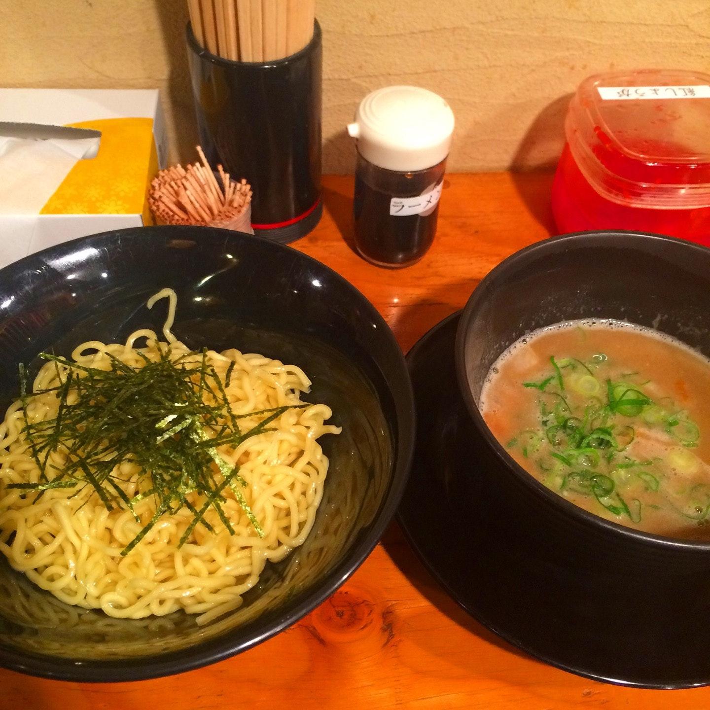 豚骨野郎 府庁前店