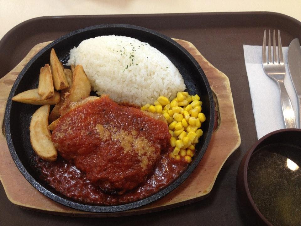洋食屋 鍋の中