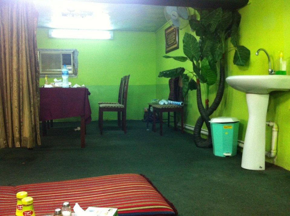 Ravi Restaurant