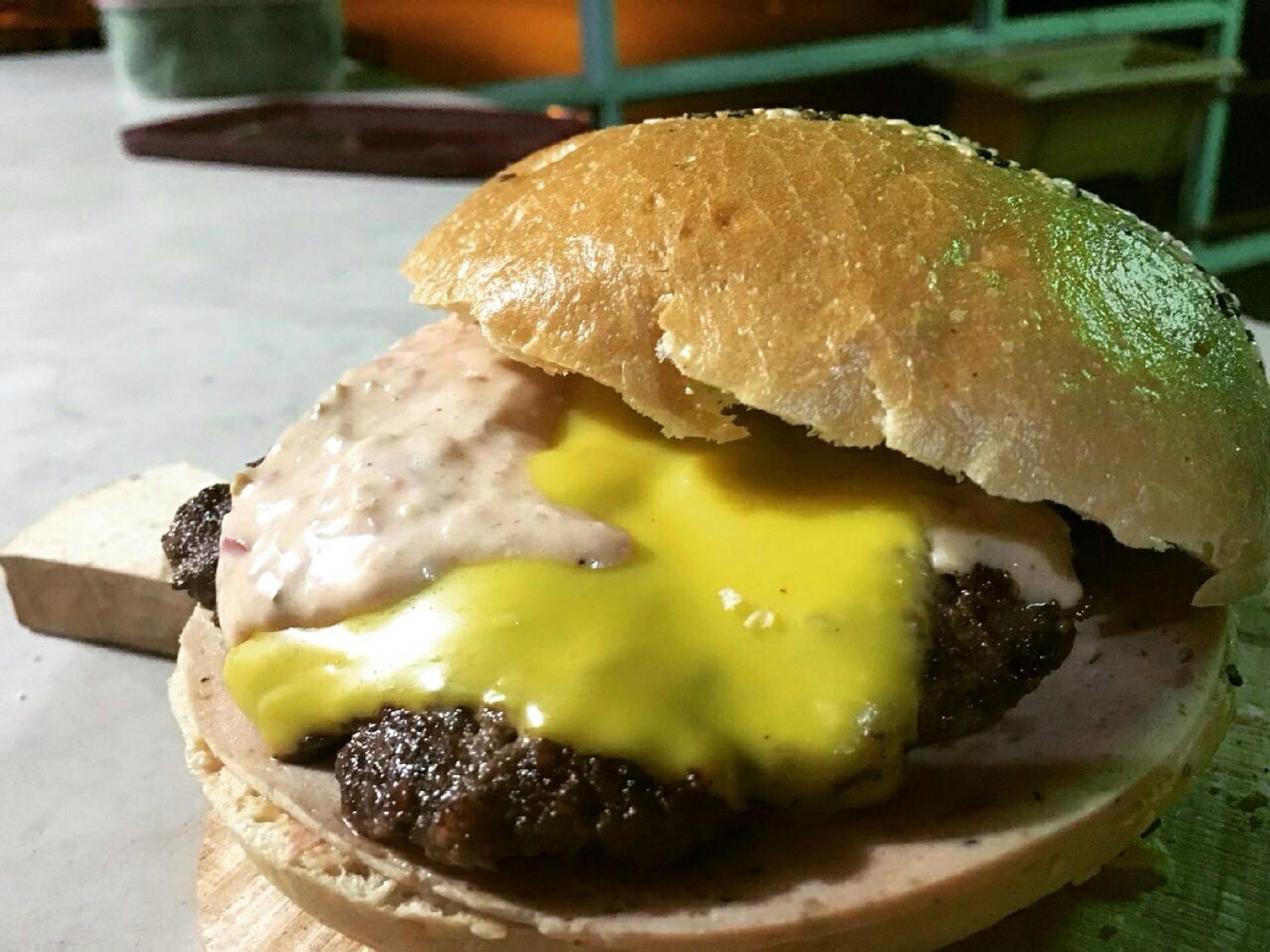 خان برگرkhan burger