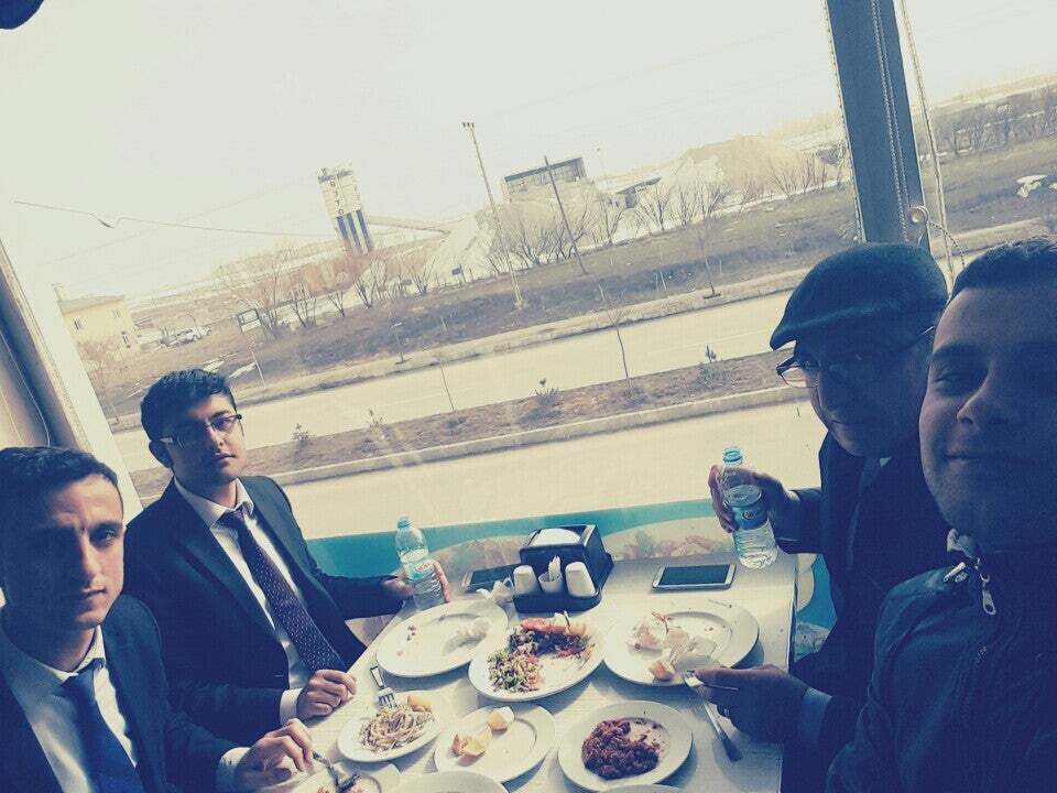 Şark kebap ve pide salonu