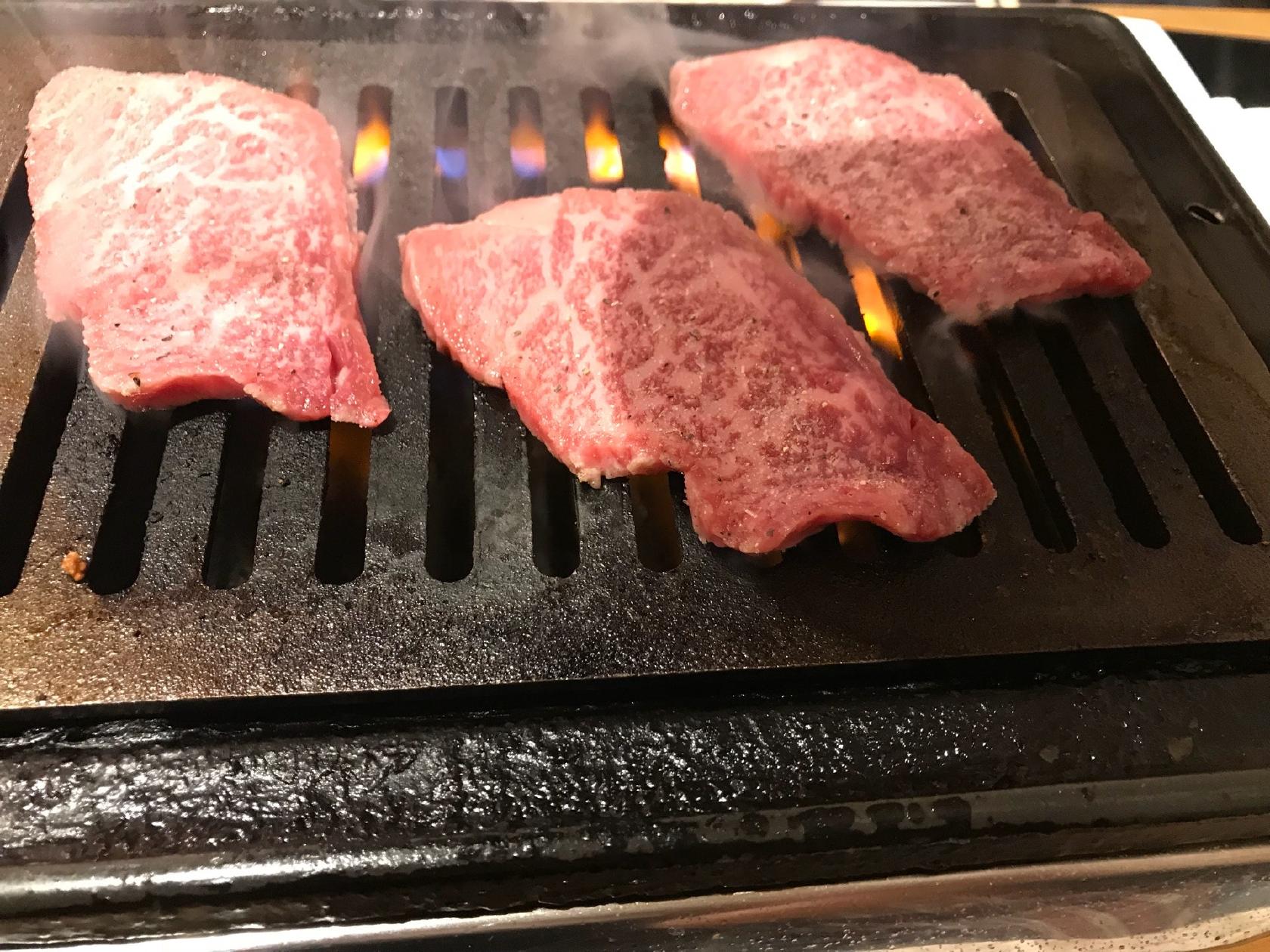 焼肉バル たべり家