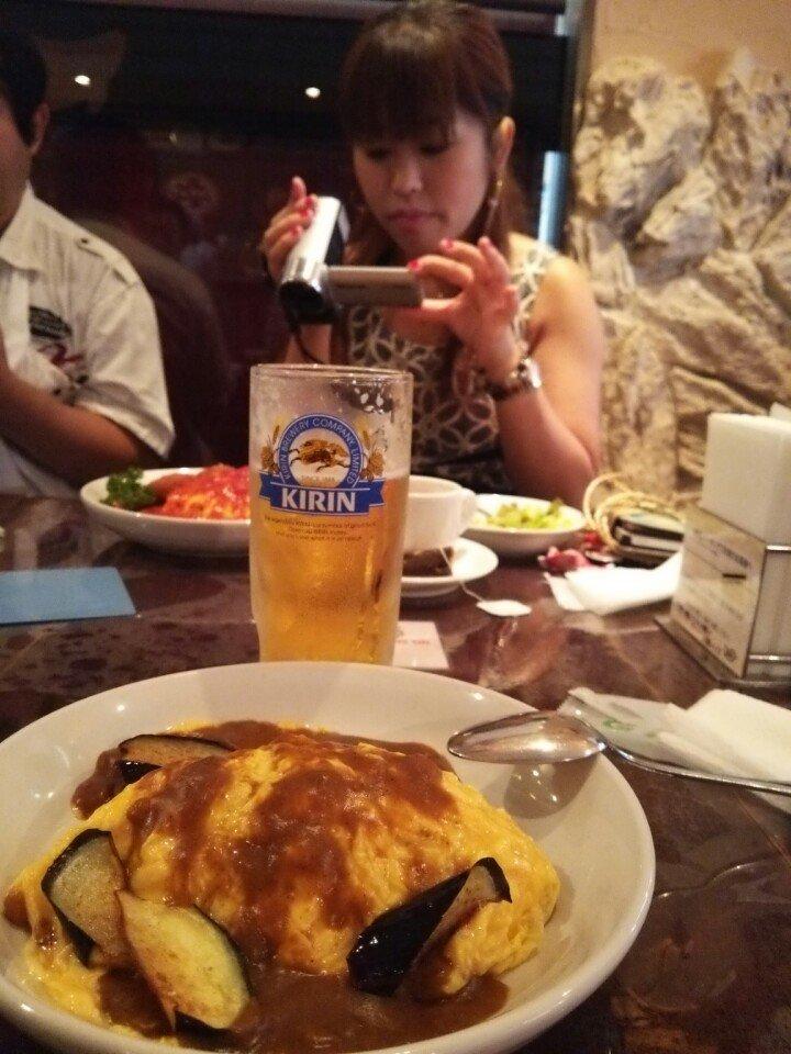 おむらいす カフェ & にんにくダイニング オーパ