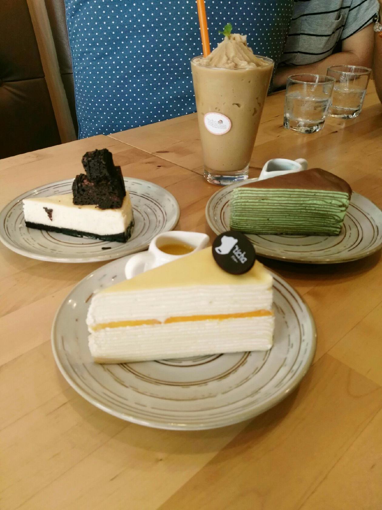 Ticha Caketasia
