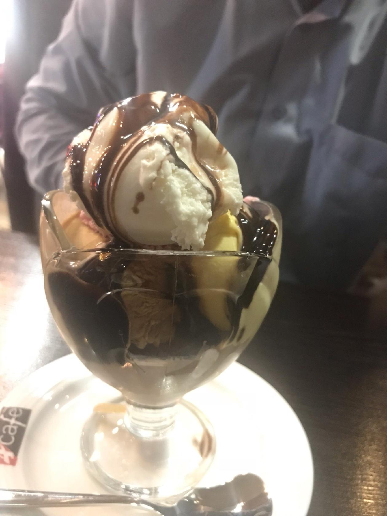 Terminal 1 Restaurant & Coffieshop رستوران و كافى شاپ ترمينال ١